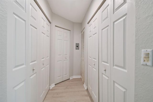 5052 SUNRIDGE PALMS DRIVE 104, Tampa, FL 33617