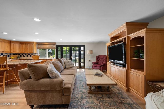 2037 Glenbrook Avenue, Camarillo, CA 93010