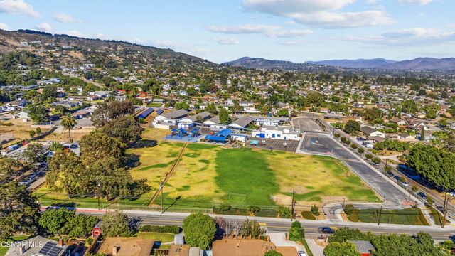 2037 Glenbrook Avenue, Camarillo, CA 93010