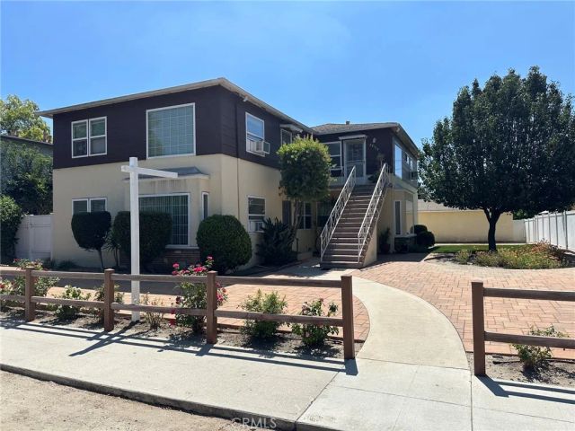 2208 W Victory, Burbank, CA 91506