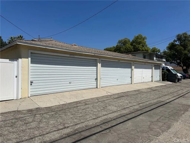 2208 W Victory, Burbank, CA 91506