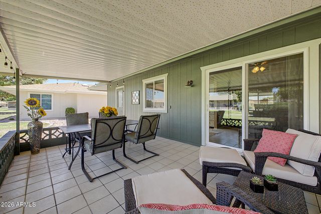 9618 W LONG HILLS Drive, Sun City, AZ 85351