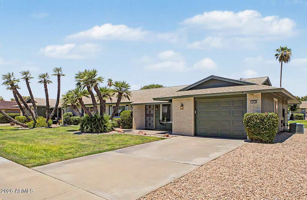 9618 W LONG HILLS Drive, Sun City, AZ 85351 — photo 2