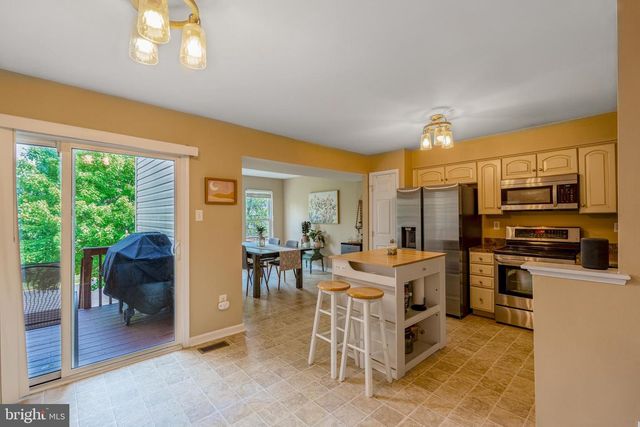 406 TERRACE DR, Quakertown, PA 18951