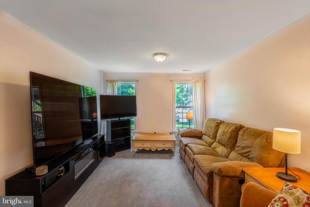 406 TERRACE DR, Quakertown, PA 18951