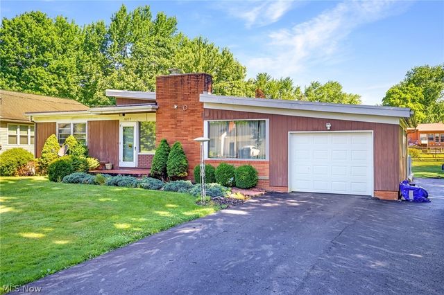 8259 Walter Street NW, Massillon, OH 44646