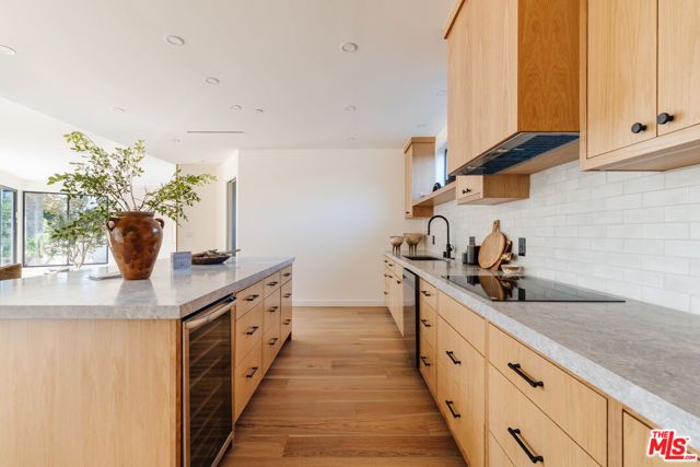 726 Howard Street, Marina Del Rey, CA 90292