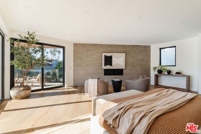 726 Howard Street, Marina Del Rey, CA 90292