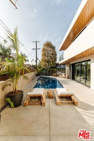 726 Howard Street, Marina Del Rey, CA 90292