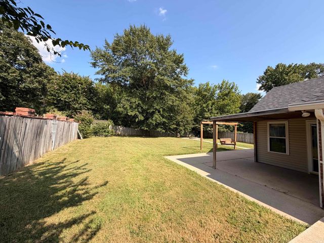 4110 Stoneybrook Drive, Bryant, AR 72022