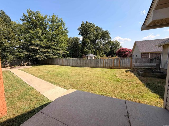 4110 Stoneybrook Drive, Bryant, AR 72022