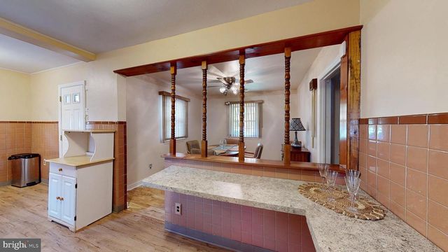 219 VANNEMAN BLVD, Paulsboro, NJ 08066