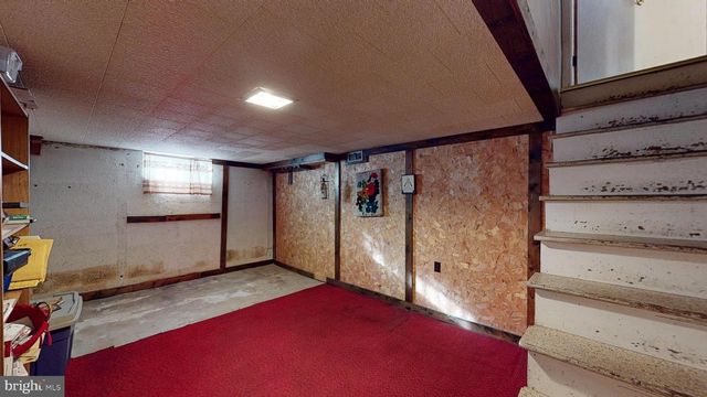 219 VANNEMAN BLVD, Paulsboro, NJ 08066