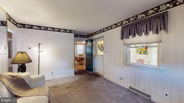 219 VANNEMAN BLVD, Paulsboro, NJ 08066