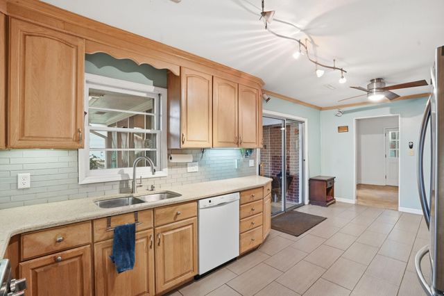 2087 Idlewood Lane, Charleston, SC 29414