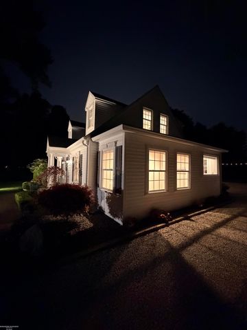 45409 North Avenue, Macomb, MI 48042