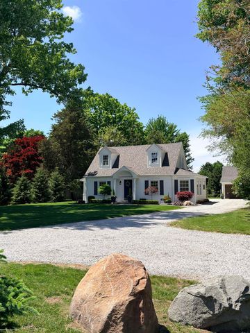 45409 North Avenue, Macomb, MI 48042