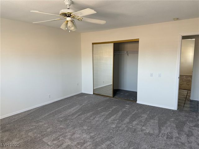311 Glenoaks Street, Pahrump, NV 89048