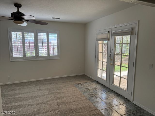 311 Glenoaks Street, Pahrump, NV 89048