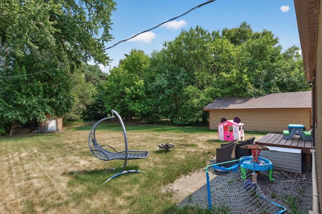 4928 Abbott Avenue N, Brooklyn Center, MN 55429
