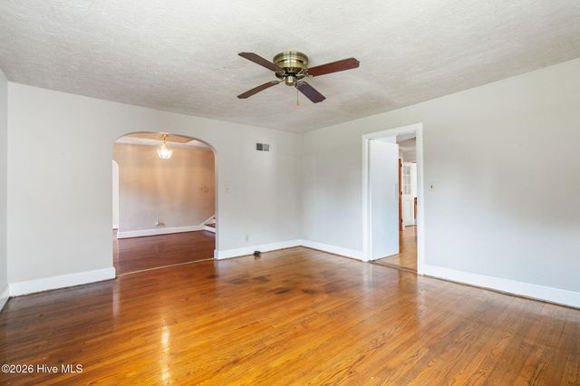 1210 Essex Drive, Wilmington, NC 28403
