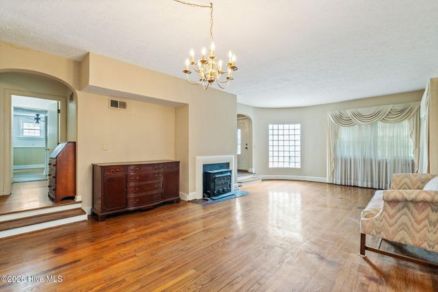 1210 Essex Drive, Wilmington, NC 28403