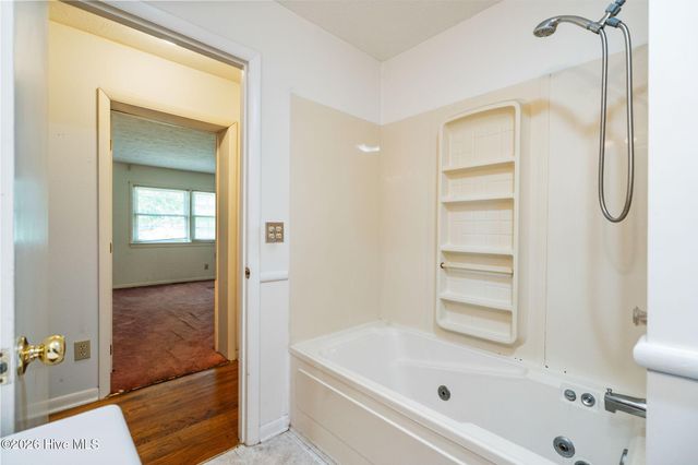 1210 Essex Drive, Wilmington, NC 28403