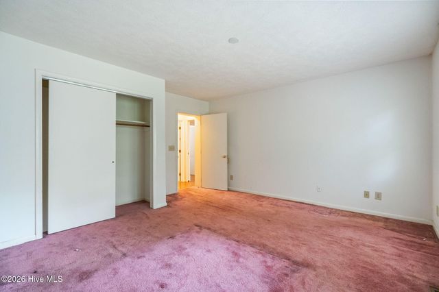 1210 Essex Drive, Wilmington, NC 28403