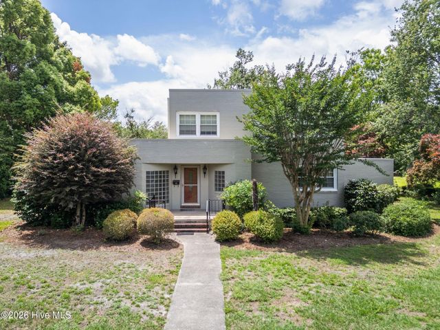 1210 Essex Drive, Wilmington, NC 28403