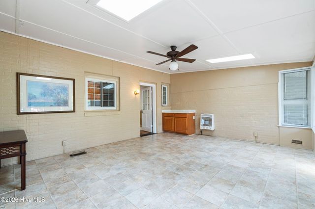 1210 Essex Drive, Wilmington, NC 28403