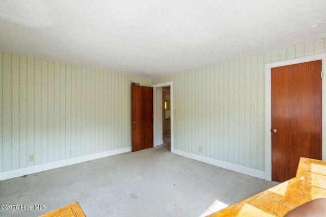 1210 Essex Drive, Wilmington, NC 28403
