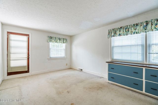 1210 Essex Drive, Wilmington, NC 28403