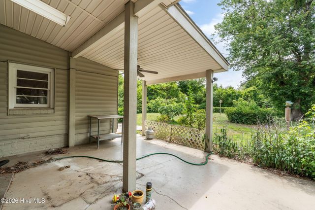 1210 Essex Drive, Wilmington, NC 28403