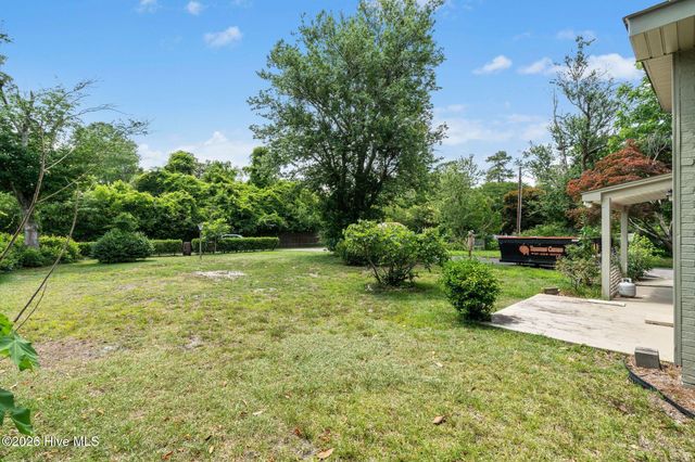1210 Essex Drive, Wilmington, NC 28403