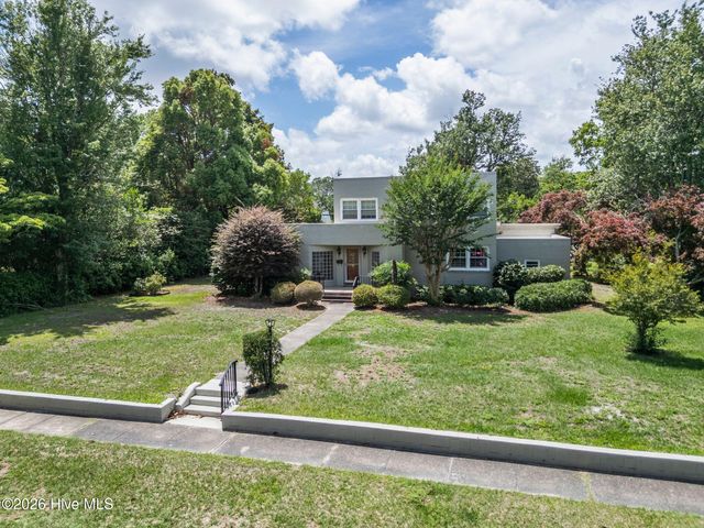 1210 Essex Drive, Wilmington, NC 28403
