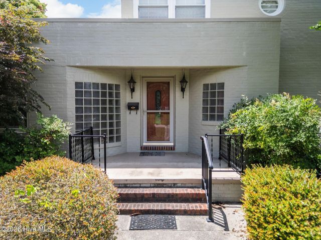 1210 Essex Drive, Wilmington, NC 28403