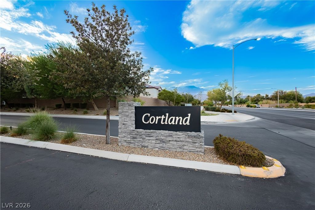 403 Stephen Clear Avenue, North Las Vegas, NV 89031 — photo 4