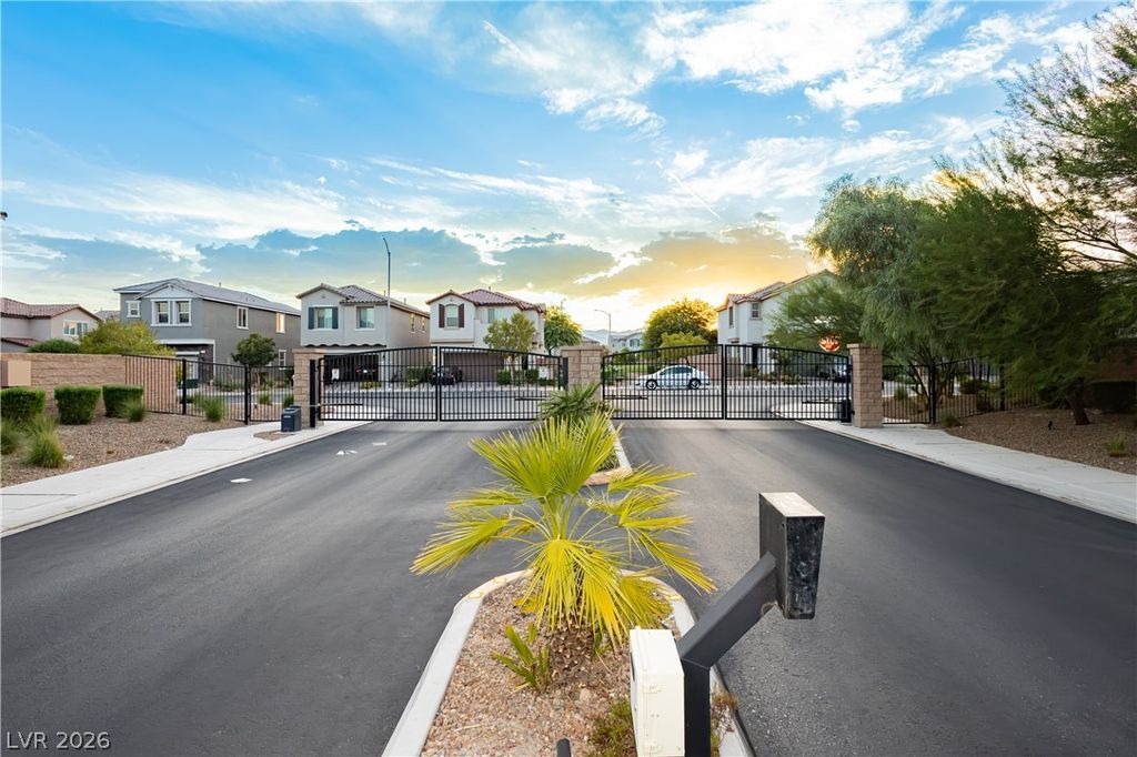 403 Stephen Clear Avenue, North Las Vegas, NV 89031 — photo 5