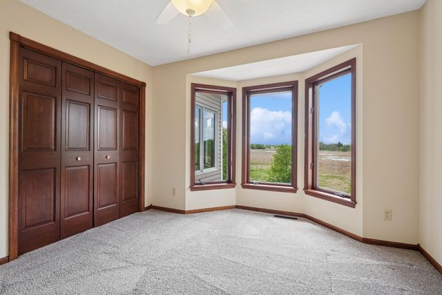 19826 Dakota Avenue, Prior Lake, MN 55372