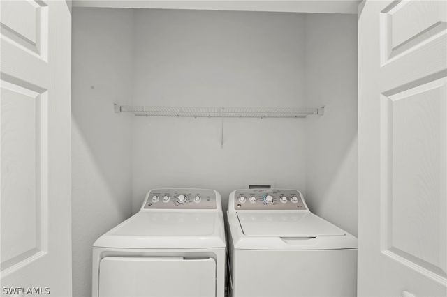 2827 Blossom WAY, Naples, FL 34120