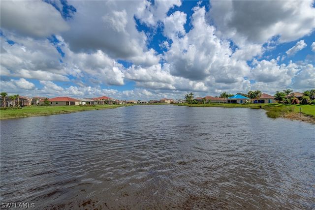 2827 Blossom WAY, Naples, FL 34120