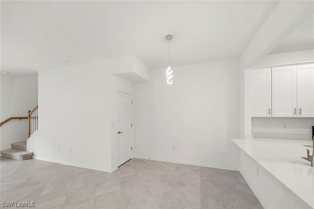 2827 Blossom WAY, Naples, FL 34120