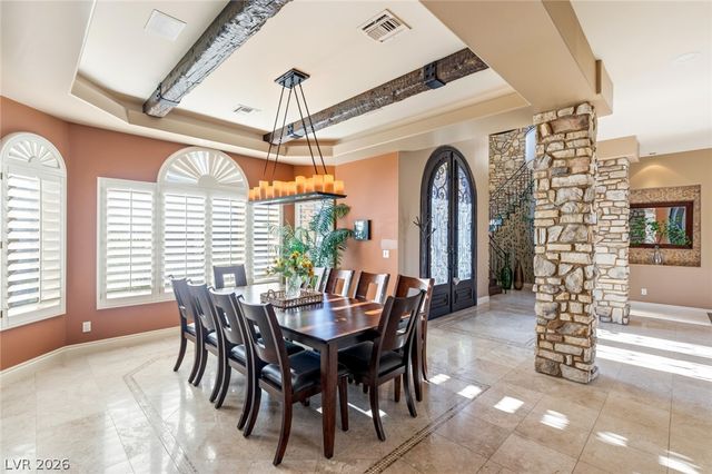2004 Slow Wind Street, Las Vegas, NV 89134