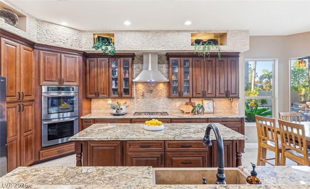 2004 Slow Wind Street, Las Vegas, NV 89134