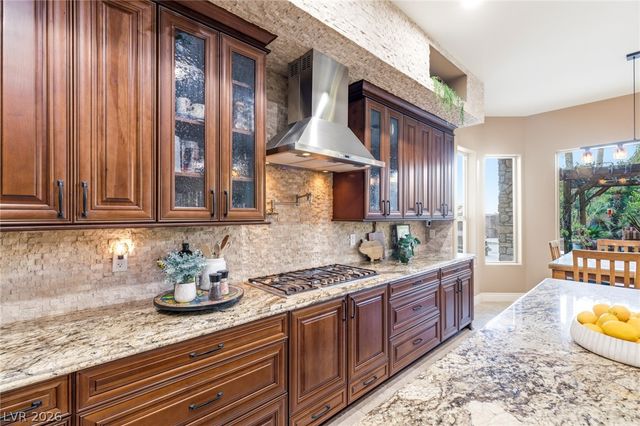 2004 Slow Wind Street, Las Vegas, NV 89134