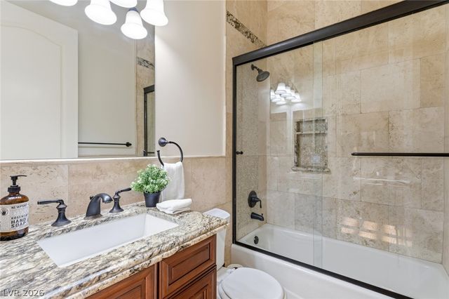2004 Slow Wind Street, Las Vegas, NV 89134