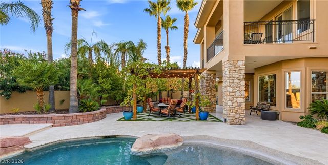 2004 Slow Wind Street, Las Vegas, NV 89134