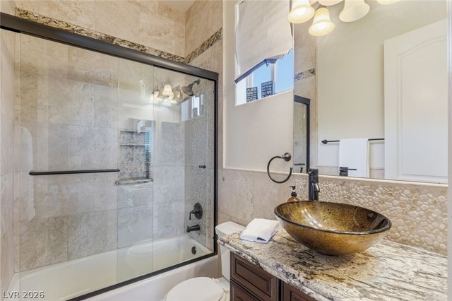 2004 Slow Wind Street, Las Vegas, NV 89134
