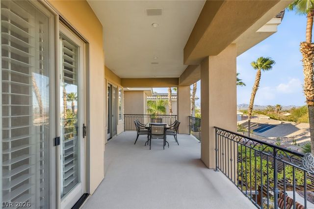 2004 Slow Wind Street, Las Vegas, NV 89134
