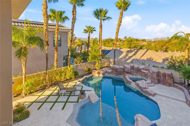 2004 Slow Wind Street, Las Vegas, NV 89134